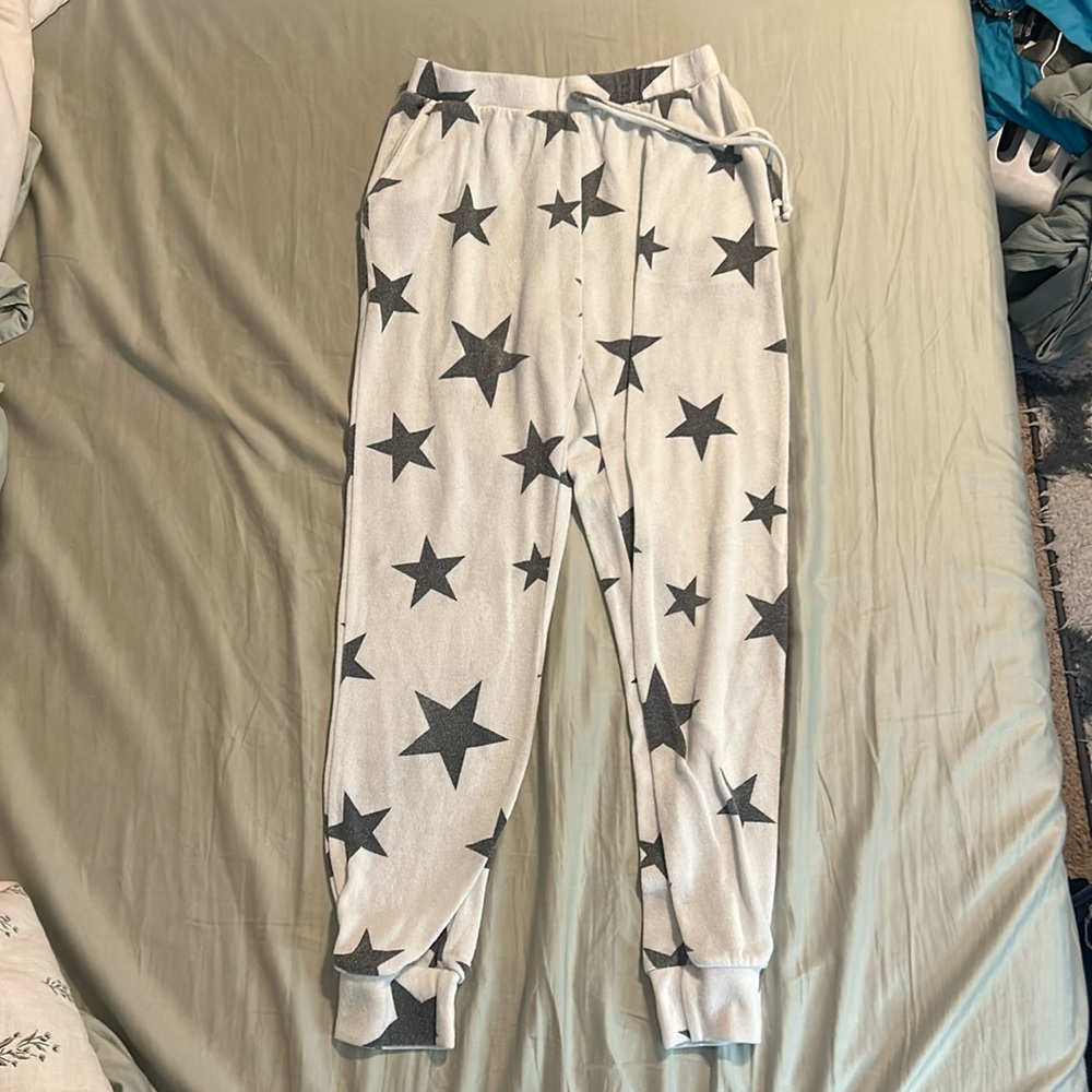 women’s sweatpants with gray stars